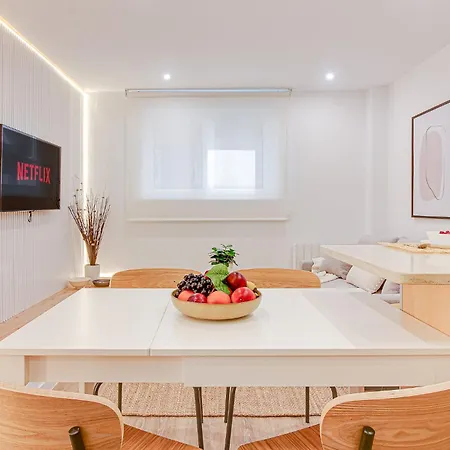 Diseno Con Garaje Gratis By Theblueapartments Com Appartement