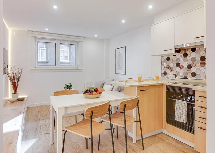 Diseno Con Garaje Gratis By Theblueapartments Com * A Coruna